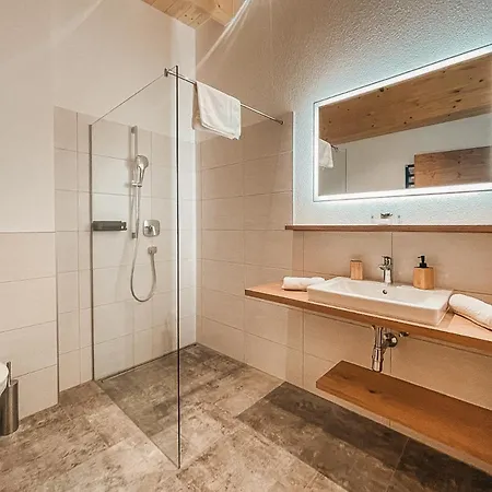 Zillerheart - Apartment With Balcony & Parking In Zillertal, Presented By Alpenluxus