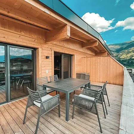 Zillerheart - Balcony Und Car Park By Alpenluxus